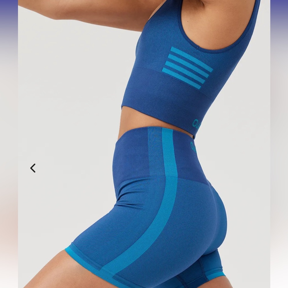 Outdoor voices biker short set